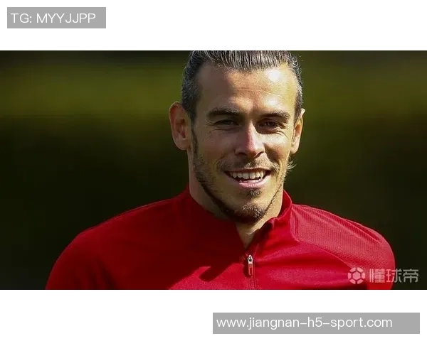 热刺宣布17岁中场巴内特正式签署首份职业合同开启职业生涯新篇章